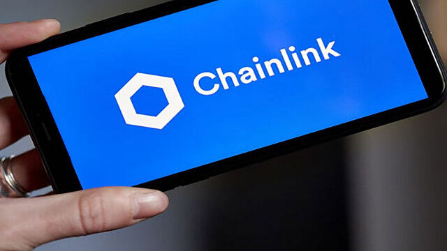 Blockchain Data Provider Chainlink Launches Programs to Reduce Costs Ahead of Staking of Its Token