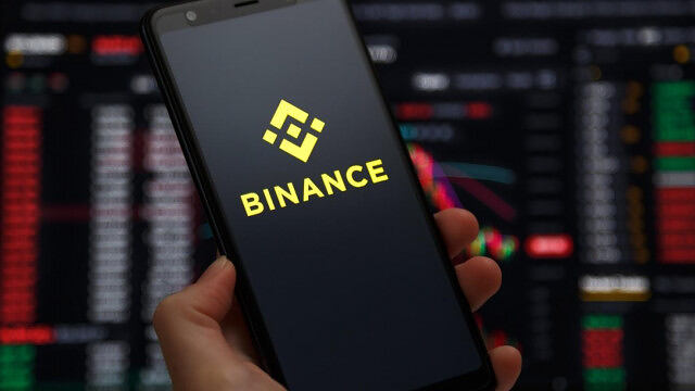 Crypto Trader Explains How BUSD Can Be Redeemed For USD If Binance Collapses